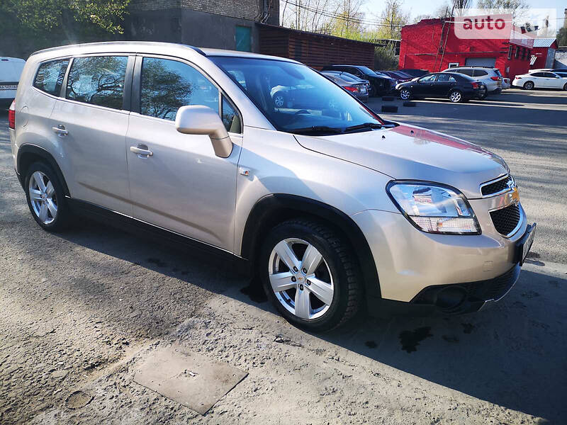 Універсал Chevrolet Orlando 2011 в Києві