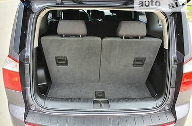 Минивэн Chevrolet Orlando 2011 в 