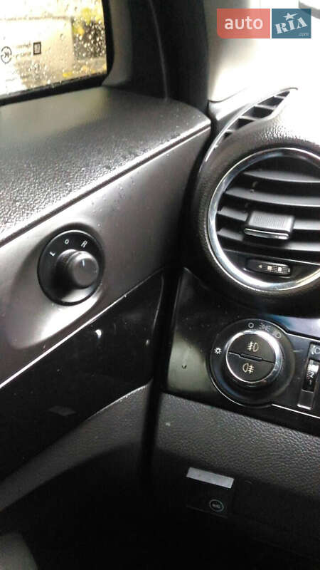 Минивэн Chevrolet Orlando 2011 в Киеве