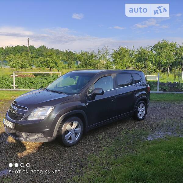 Минивэн Chevrolet Orlando 2011 в Долине