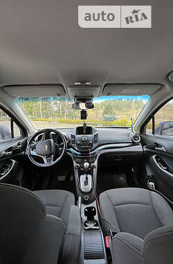 Мінівен Chevrolet Orlando 2011 в 