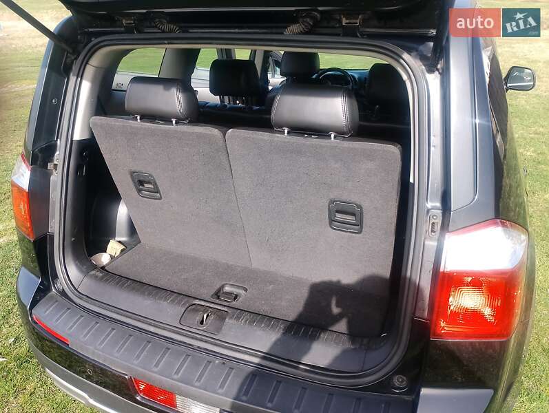 Минивэн Chevrolet Orlando 2011 в Зенькове