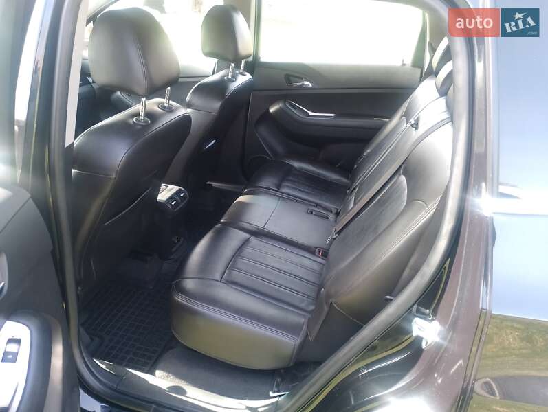 Минивэн Chevrolet Orlando 2011 в Зенькове