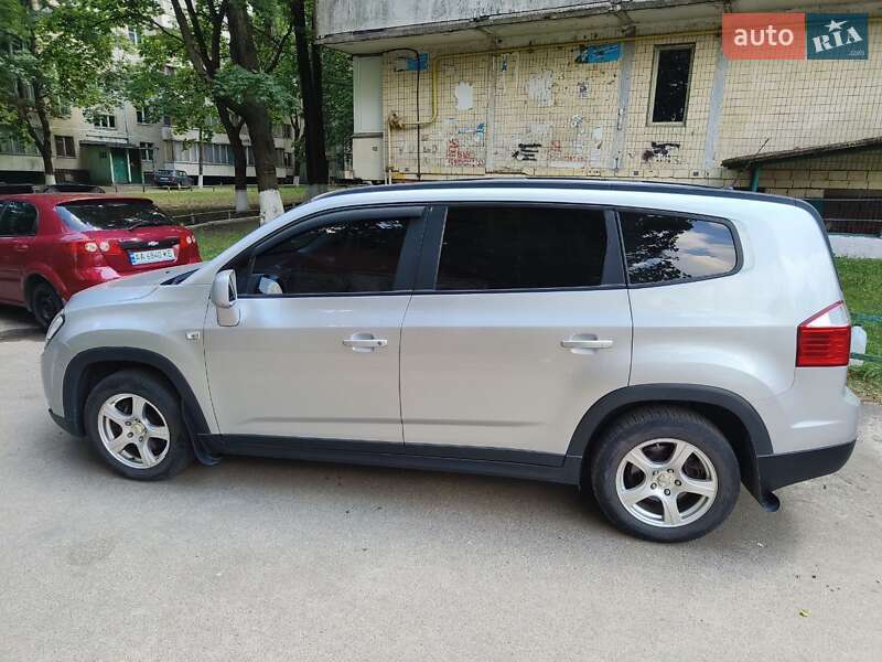 Минивэн Chevrolet Orlando 2011 в Киеве