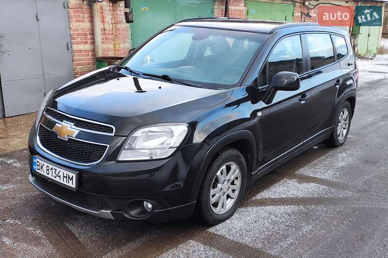 Минивэн Chevrolet Orlando 2012 в Вараше