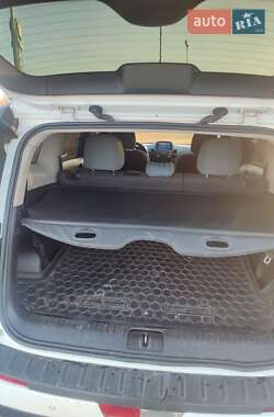 Минивэн Chevrolet Orlando 2011 в 