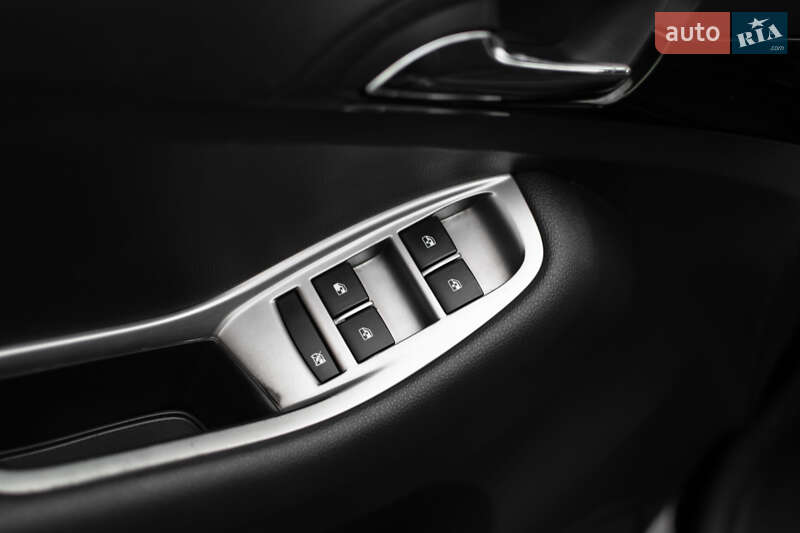 Минивэн Chevrolet Orlando 2011 в Самборе
