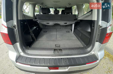 Мінівен Chevrolet Orlando 2010 в 