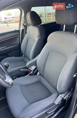 Мінівен Chevrolet Orlando 2011 в 