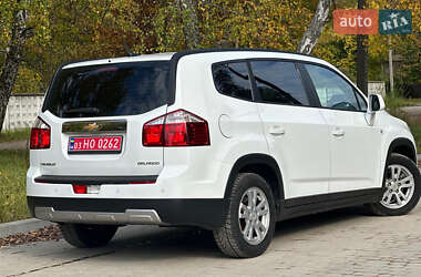 Минивэн Chevrolet Orlando 2012 в 