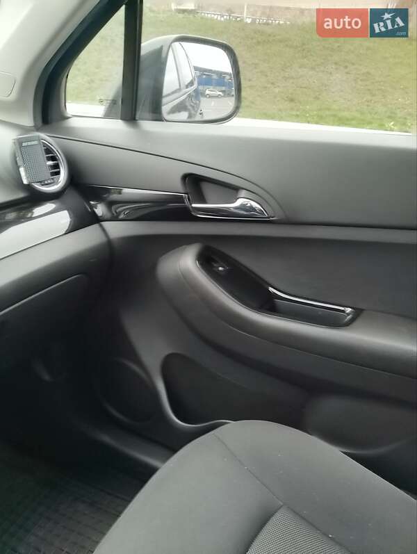 Минивэн Chevrolet Orlando 2012 в Виннице фото 13 Минивэн Chevrolet Orlando 2012 в Виннице