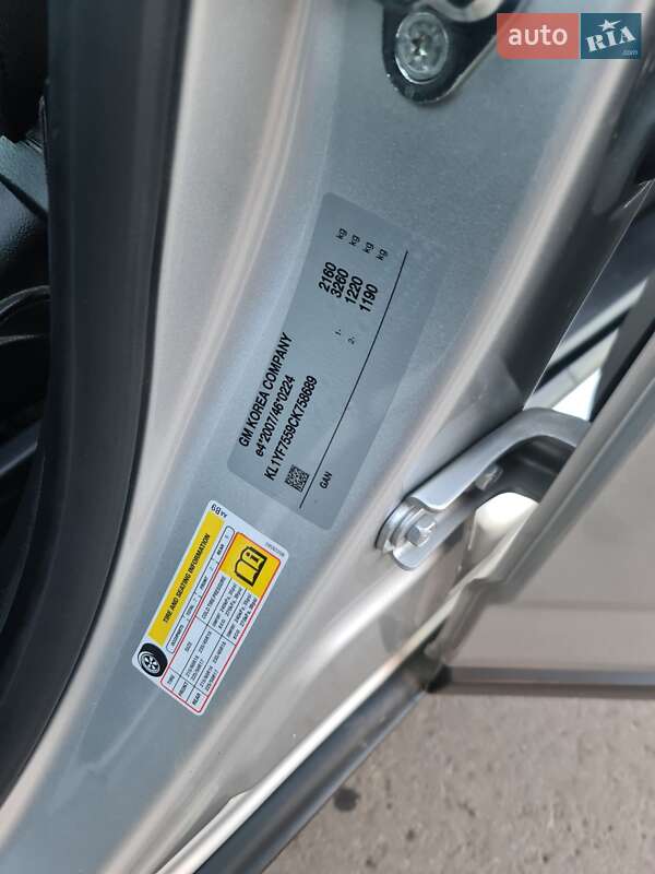 Минивэн Chevrolet Orlando 2012 в Черноморске