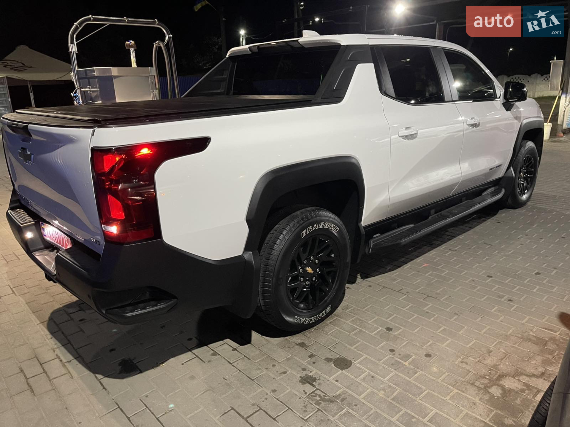 2024 Chevrolet Silverado - мініатюра 2