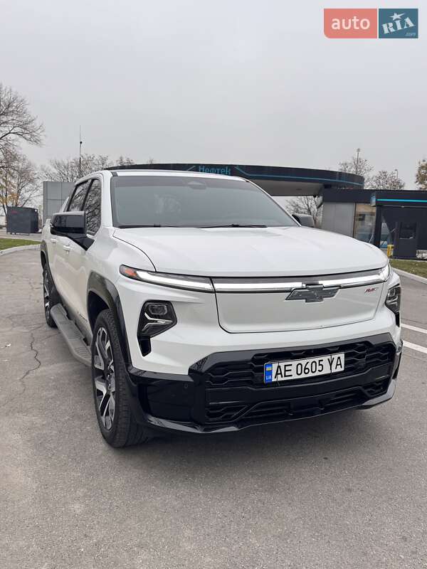 Пікап Chevrolet Silverado EV 2024 в Дніпрі