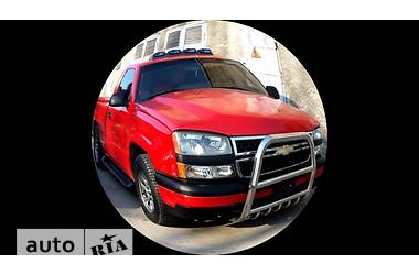 Пикап Chevrolet Silverado 2006 в 