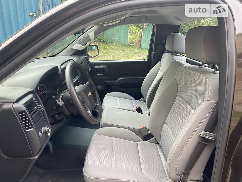 Пикап Chevrolet Silverado 2018 в Киеве