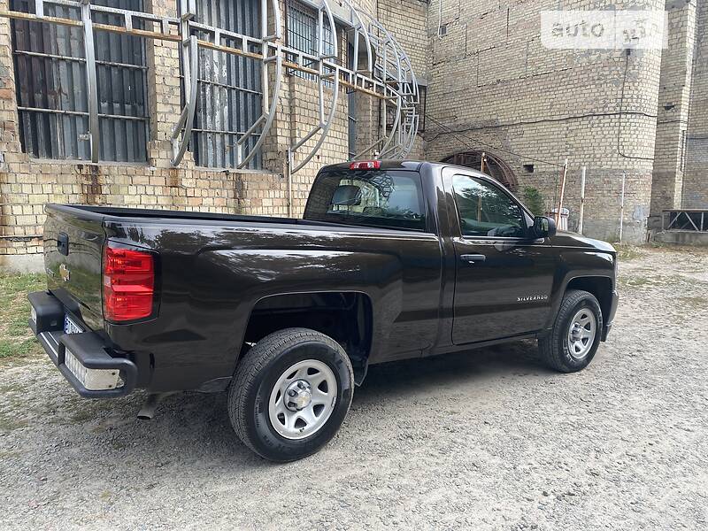 Пикап Chevrolet Silverado 2018 в Киеве