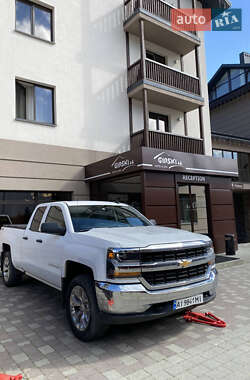 Пикап Chevrolet Silverado 2017 в 