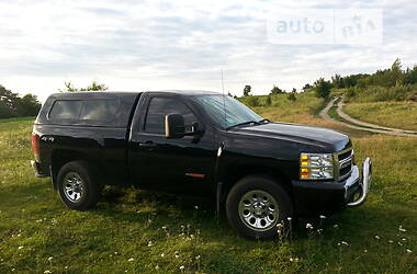 Пікап Chevrolet Silverado 2011 в Чорткові