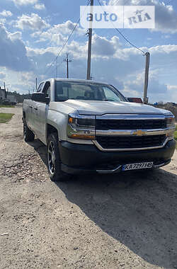 Пикап Chevrolet Silverado 2017 в Киеве