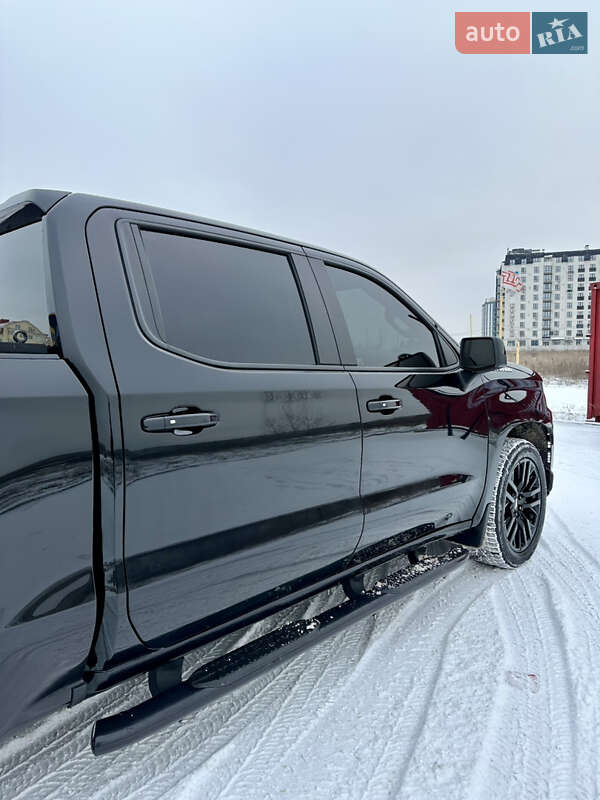 Пікап Chevrolet Silverado 2018 в Києві