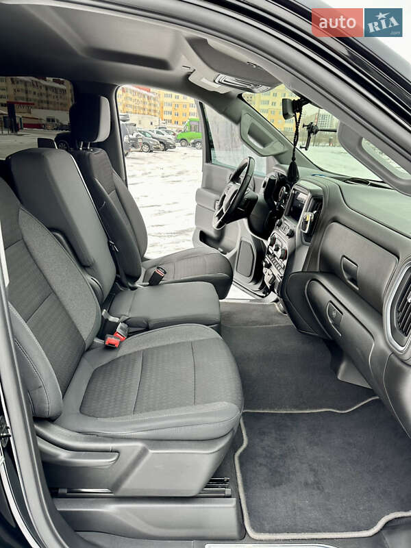 Пікап Chevrolet Silverado 2018 в Києві