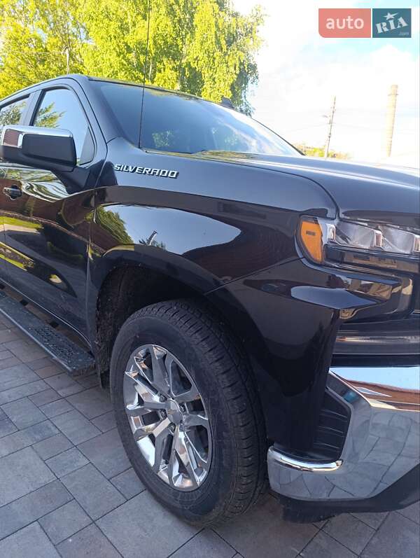 Пикап Chevrolet Silverado 2019 в Конотопе