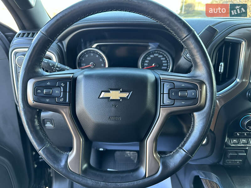 Пикап Chevrolet Silverado 2019 в Луцке