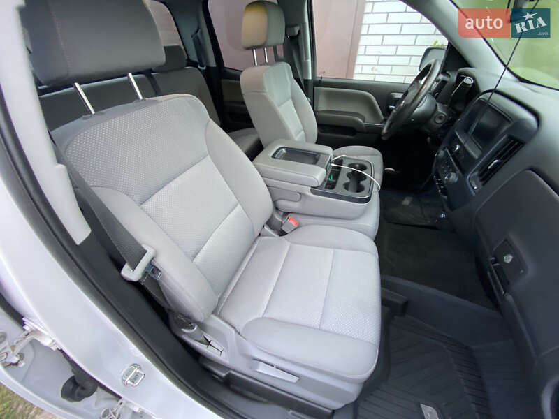 Пикап Chevrolet Silverado 2017 в Яготине