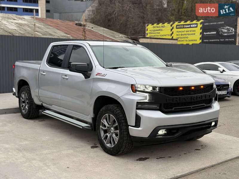 Пикап Chevrolet Silverado 2020 в Киеве