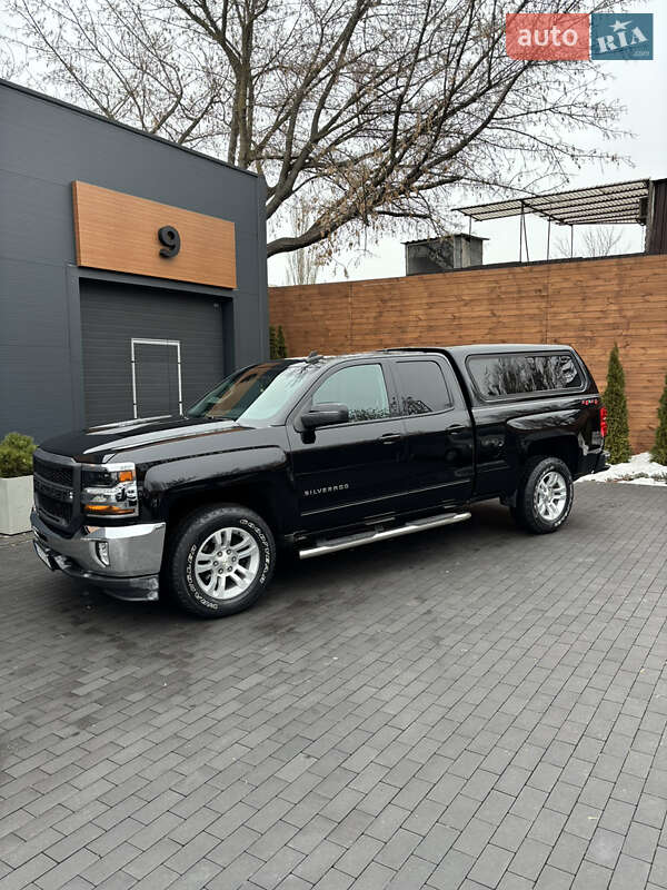 Пикап Chevrolet Silverado 2018 в Киеве фото 9 Пикап Chevrolet Silverado 2018 в Киеве