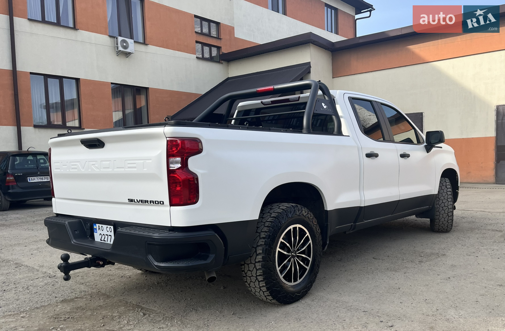 2025 Chevrolet Silverado - мініатюра 8