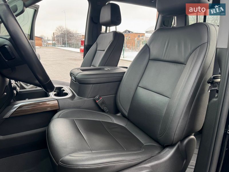 Пикап Chevrolet Silverado 2020 в Житомире