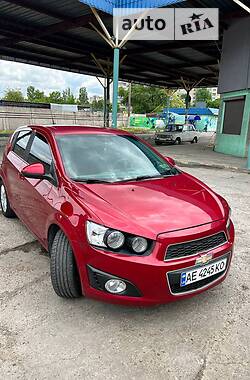 Хэтчбек Chevrolet Sonic 2014 в Каменском