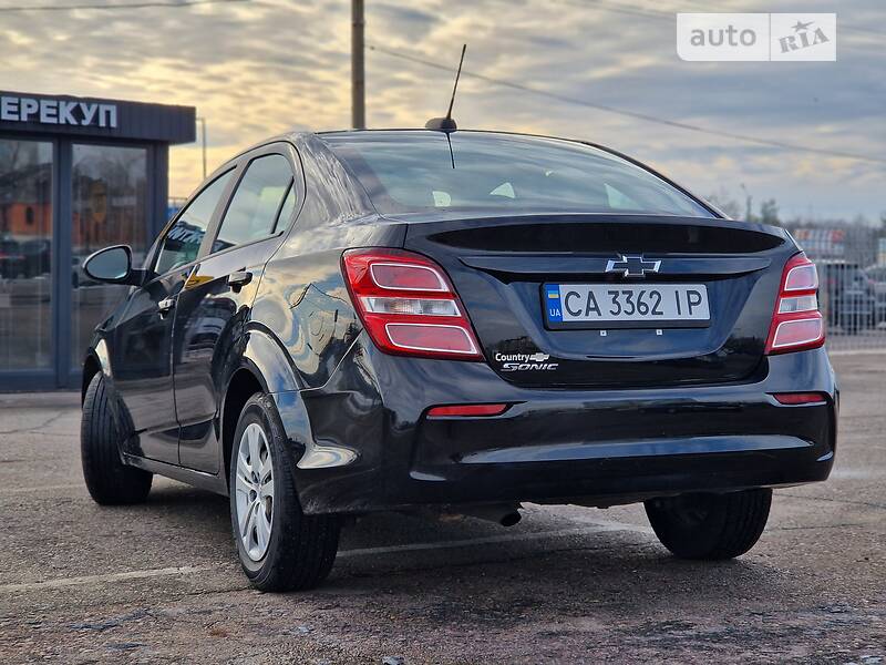 Седан Chevrolet Sonic 2019 в Киеве