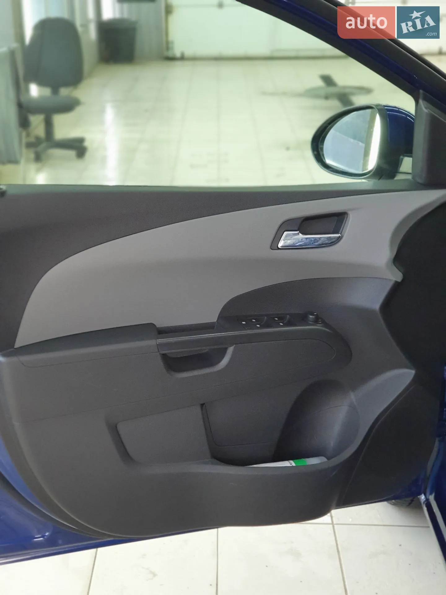 2013 Chevrolet Sonic - мініатюра 12