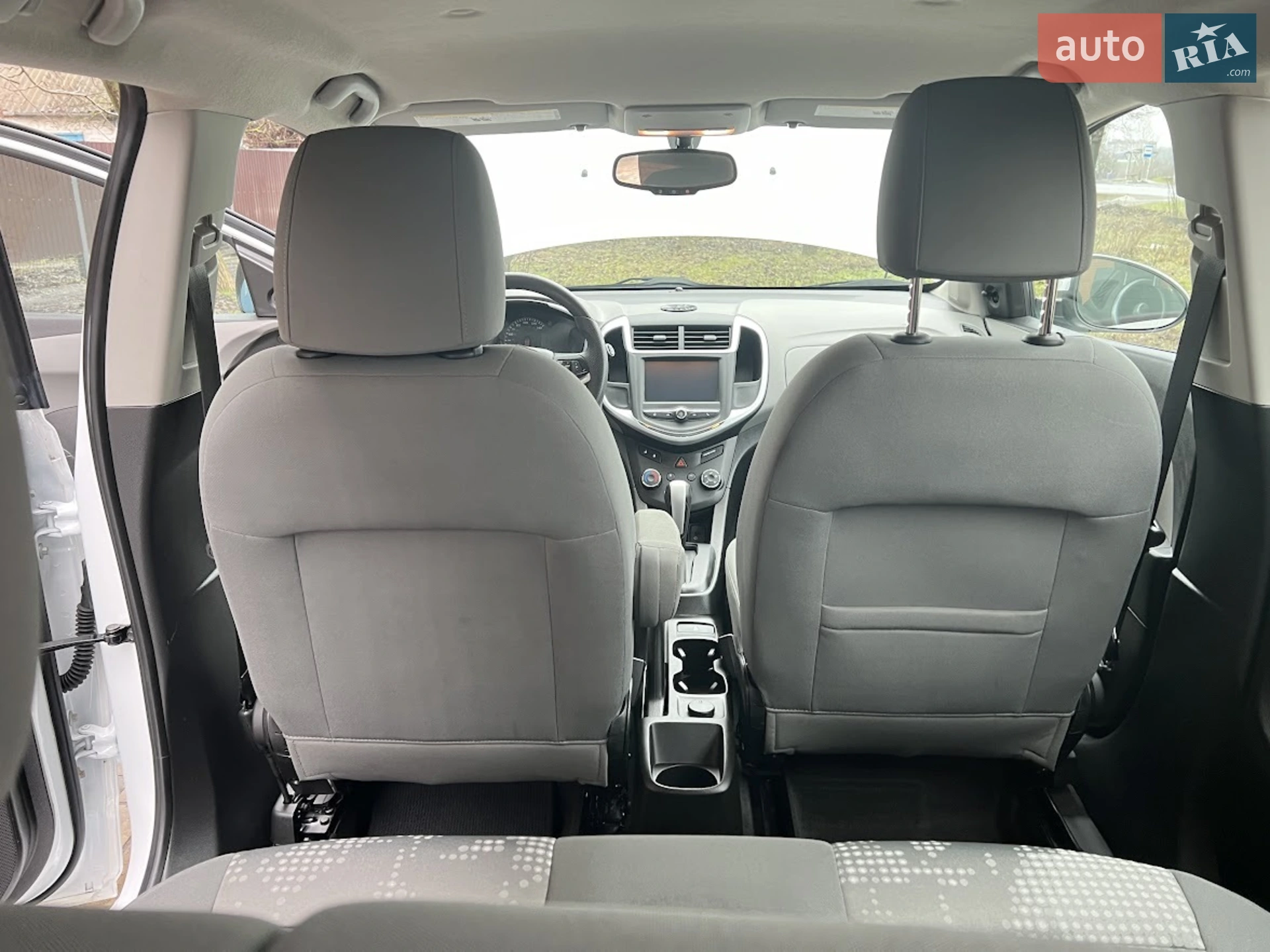 2017 Chevrolet Sonic - мініатюра 16