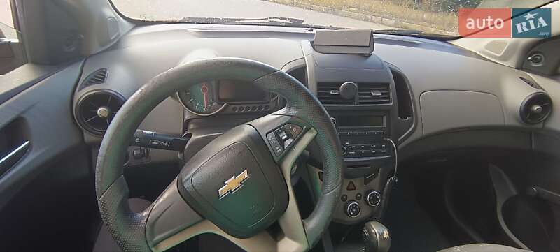 Седан Chevrolet Sonic 2012 в Киеве