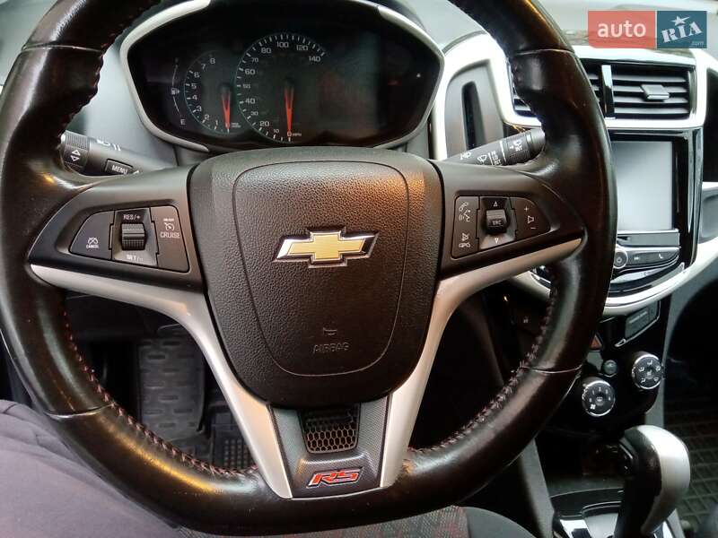 Седан Chevrolet Sonic 2016 в Кривом Роге