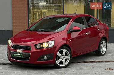 Седан Chevrolet Sonic 2014 в Києві