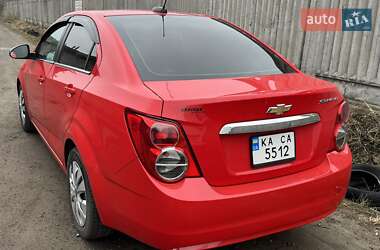 Седан Chevrolet Sonic 2014 в Києві