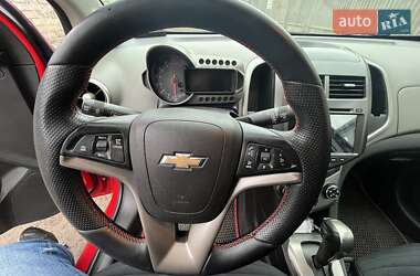 Седан Chevrolet Sonic 2014 в Києві