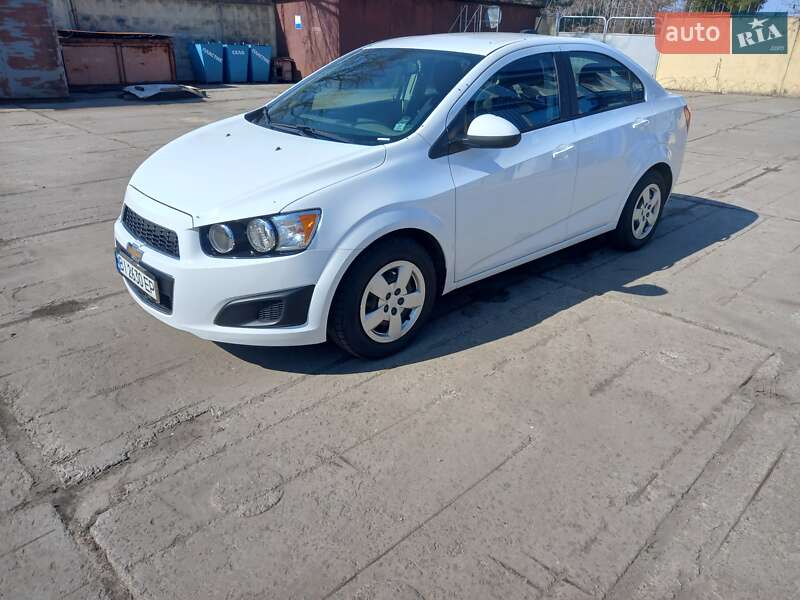 Седан Chevrolet Sonic 2016 в Полтаве
