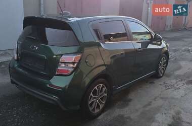 Хетчбек Chevrolet Sonic 2018 в Тернополі