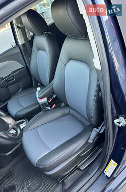 Седан Chevrolet Sonic 2014 в 