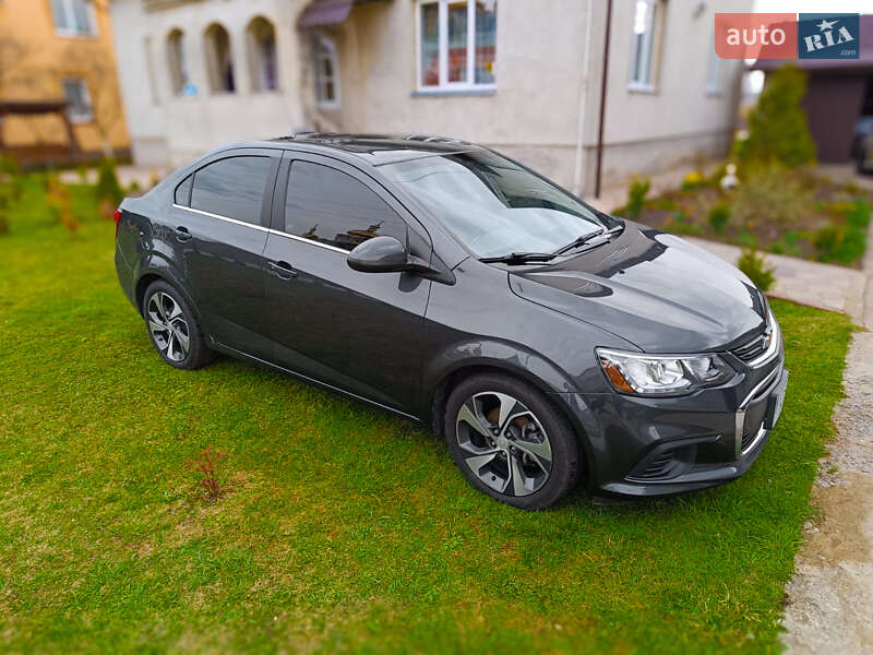 Седан Chevrolet Sonic 2016 в Івано-Франківську