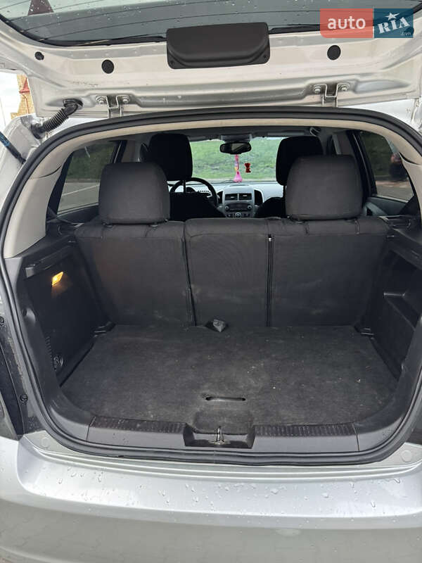 Хэтчбек Chevrolet Sonic 2011 в Тернополе