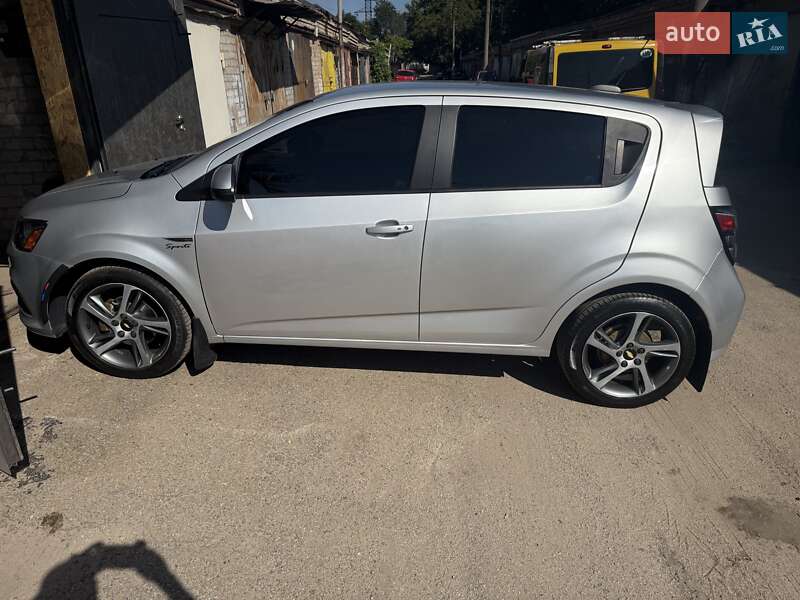 Хэтчбек Chevrolet Sonic 2020 в Запорожье