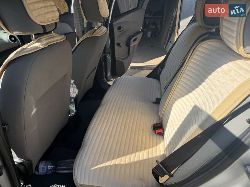 Хэтчбек Chevrolet Sonic 2020 в Запорожье