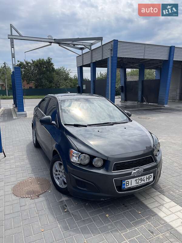 Седан Chevrolet Sonic 2015 в Полтаві фото Седан Chevrolet Sonic 2015 в Полтаві